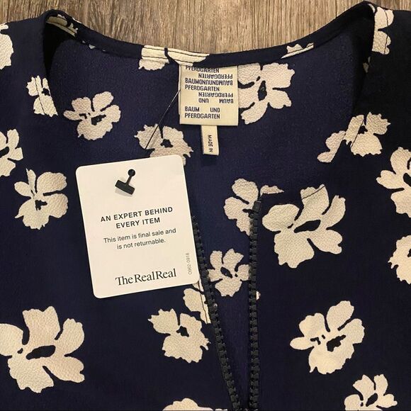 Baum Und Pferdgarten McKenzie Top Patriot Blue Floral sz 38 - Picture 4 of 8